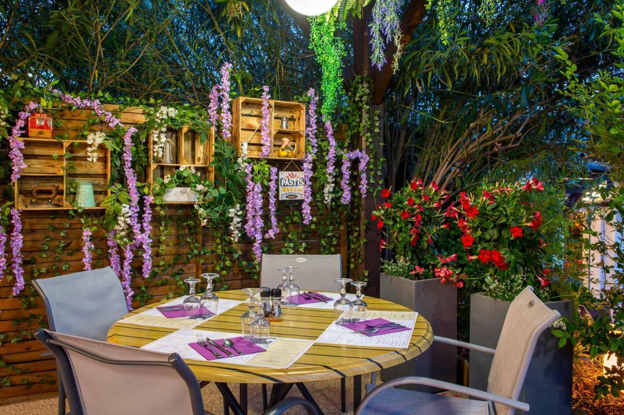Les Pins Blancs En Provence Hotel Le Muy Eksteriør billede